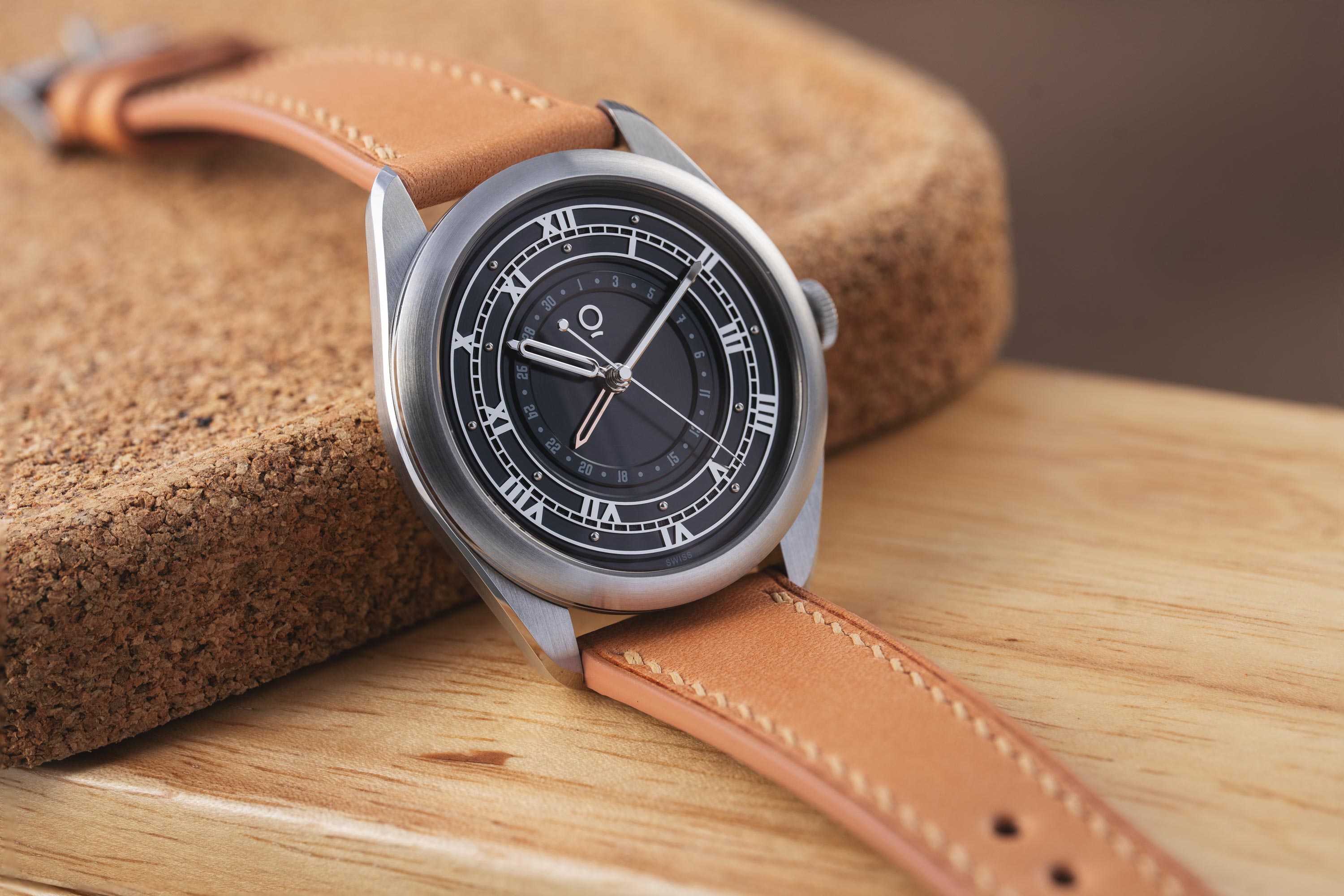Coriolis Pointer Date - Rhodium Black